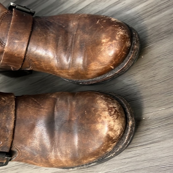 FRYE VERONICA BROWN DISTRESSED ROUND TOE BUCKLE PULL ON SHORT BOOTS 7.5B - Picture 6 of 16